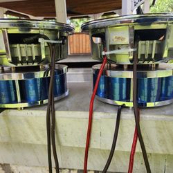 Audiobahn 10 Inch Subwoofers 