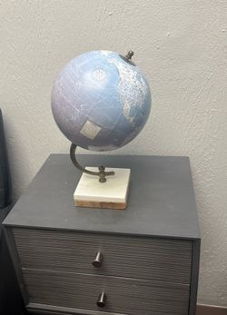 Globe