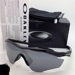 REDUCED-last Reduction Oakley M frame XL with polarized Lenses