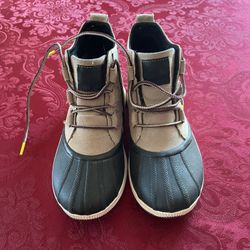 Sorel Waterproof Boots. Size 8