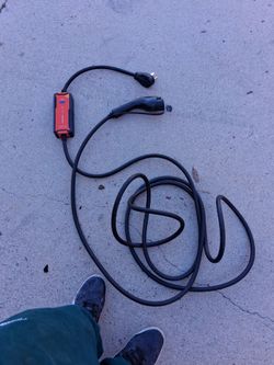 Voltre Portable EV Charger Level 2
