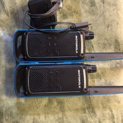  ⸻  📡 Motorola T800 Bluetooth Walkie Talkie