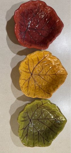 Autumn leaves small bowls