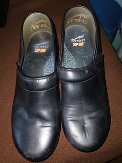 Zapatos de trabajo.