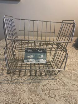 2-Tier Wire Storage Basket