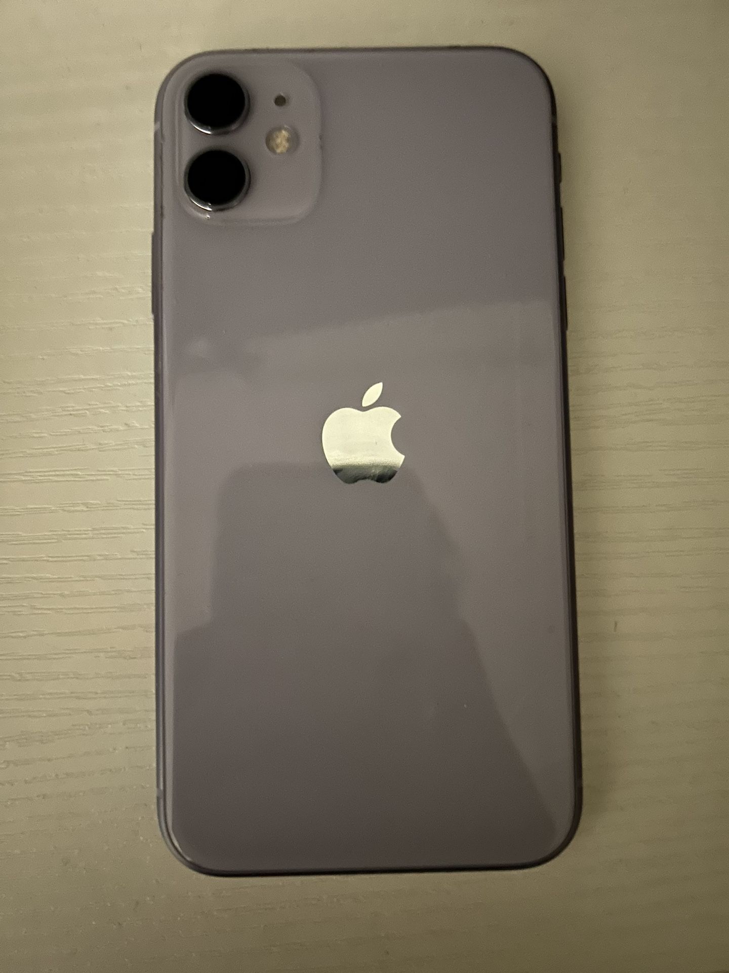 iPhone 11 Unlocked Great Condition Comes With Case