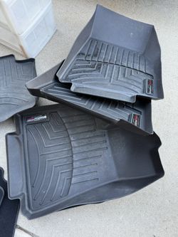 **2 WEATHERTECH TESLA MODEL Y WEATHERTECH MATS!!!!
