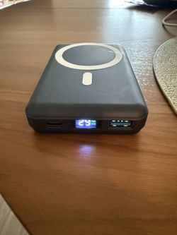 Magsafe Powerbank 10,000mah, 15W wireless and 30W wire