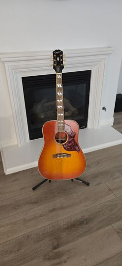 Inspired by Gibson Epiphone Hummingbird.
