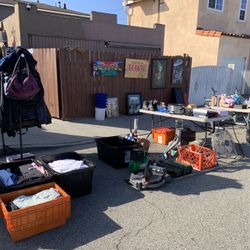 Garage Sale !!!!