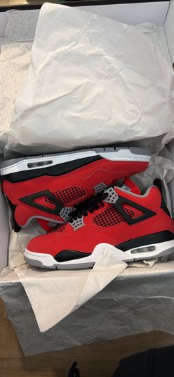 Jordan 4 "Toro Bravo"