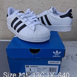 Adidas,  Nike , Crocs 