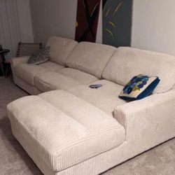 New 127x66 Corduroy Sectional Couch / Free Delivery 