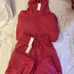 Frankies Bikini Set Sweatshirt And Sweatpants