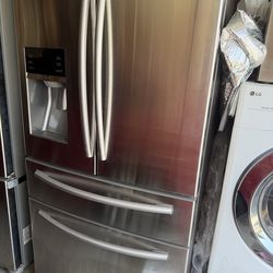 Samsung Side-by-side refrigerator