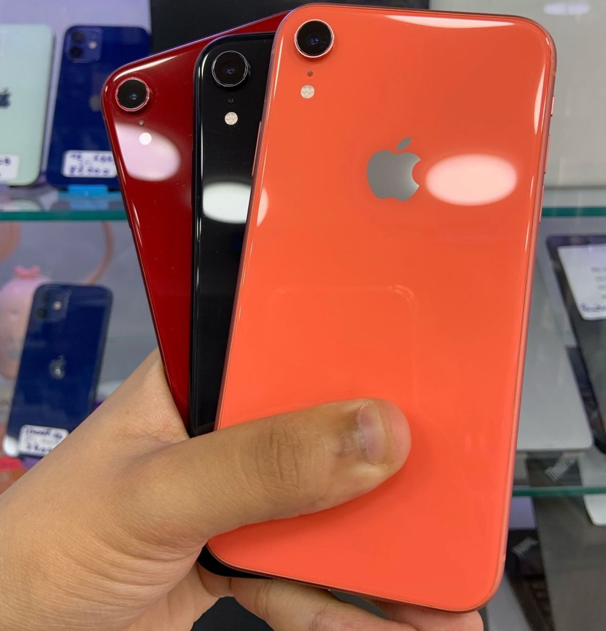 Unlocked iPhone XR 64GB - All Colors