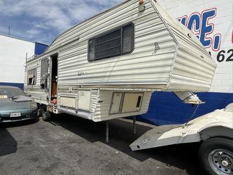 1990 Camper trailer 5th Wheel