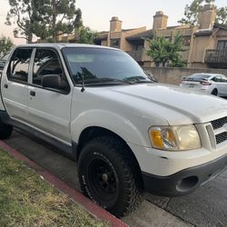 2004 Ford Explorer Sport Trac 