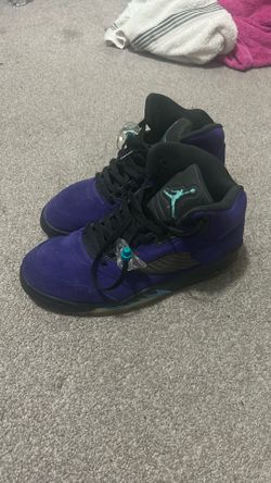 Jordans (Alternate Grape 5s)