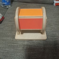 Lovevery Spinner Toy