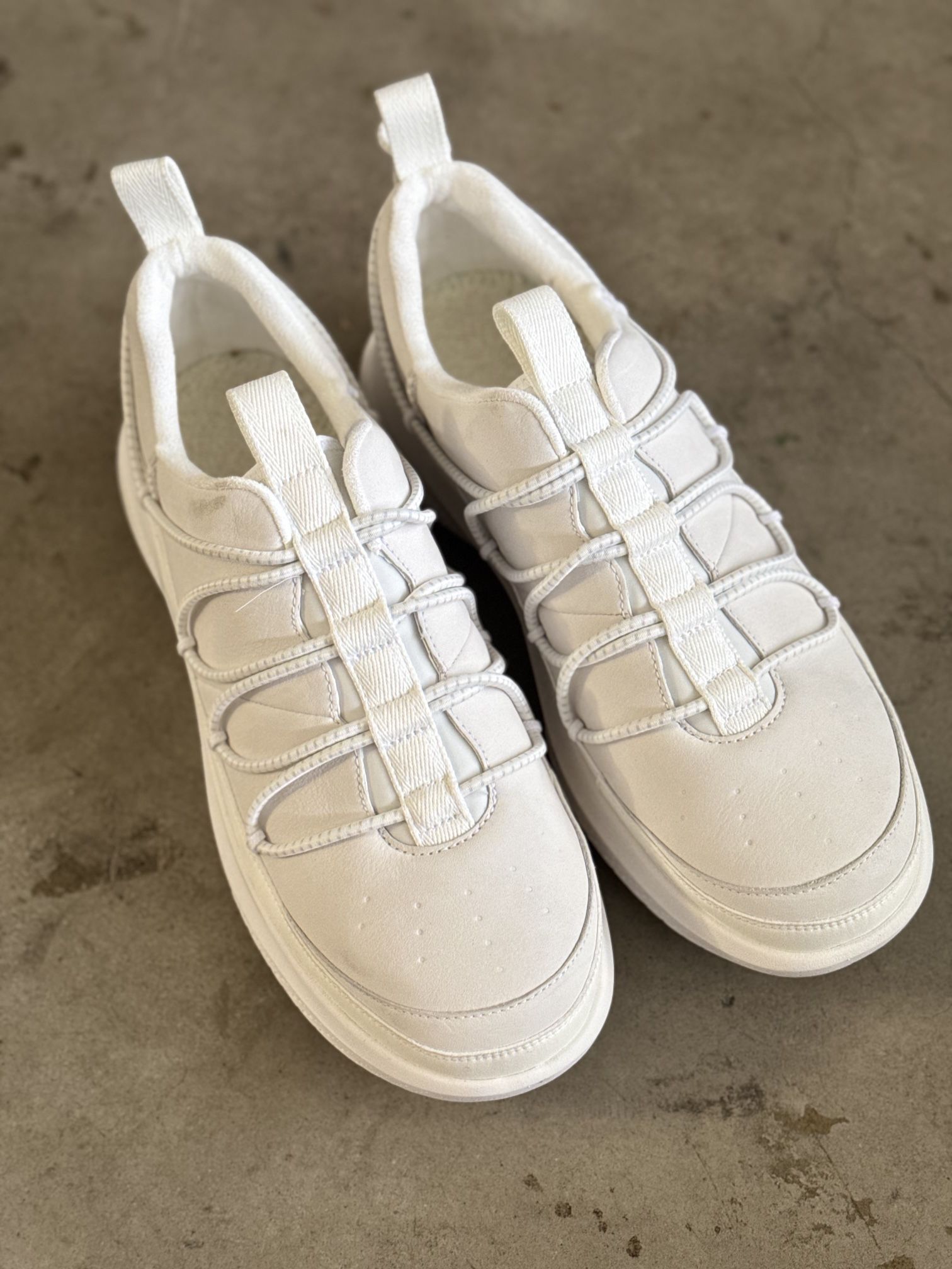 Ugg Men’s CA78 Heritage Trainer Nubuck sneakers