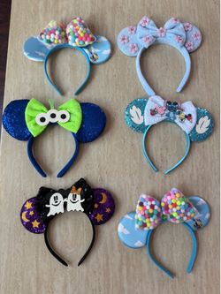 Minnie Mouse ears headband,