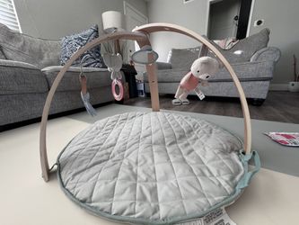 Ingenuity Cozy Spot Reversible Duvet Activity Gym Play Mat Wooden Toy Bar Loamy