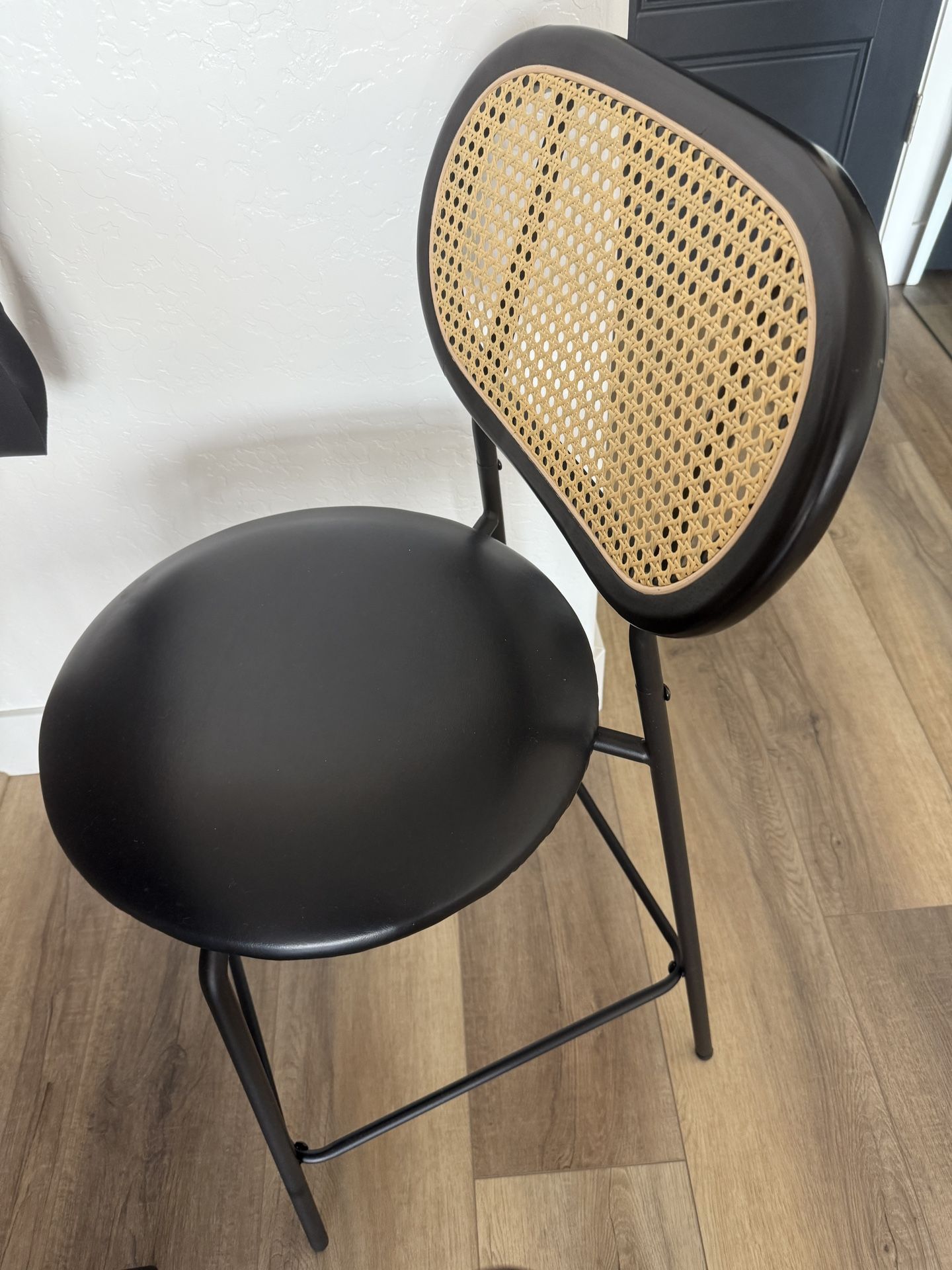 Bar Stools - Counter Height