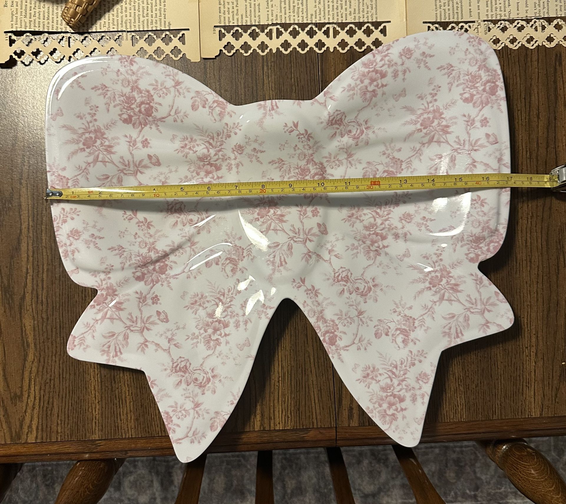 Bowl & Platter With Pink Bows