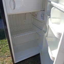 Compact Refrigerator