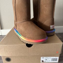 Ugg Classic II Short Rainbow