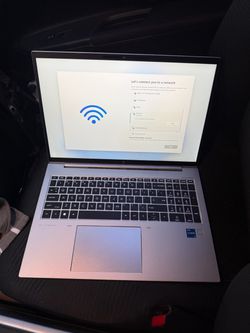 HP Elitebook 860 G10