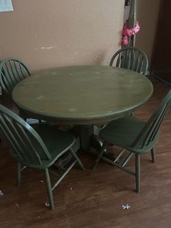 Comedor Madera Solida Muy Buena condicion