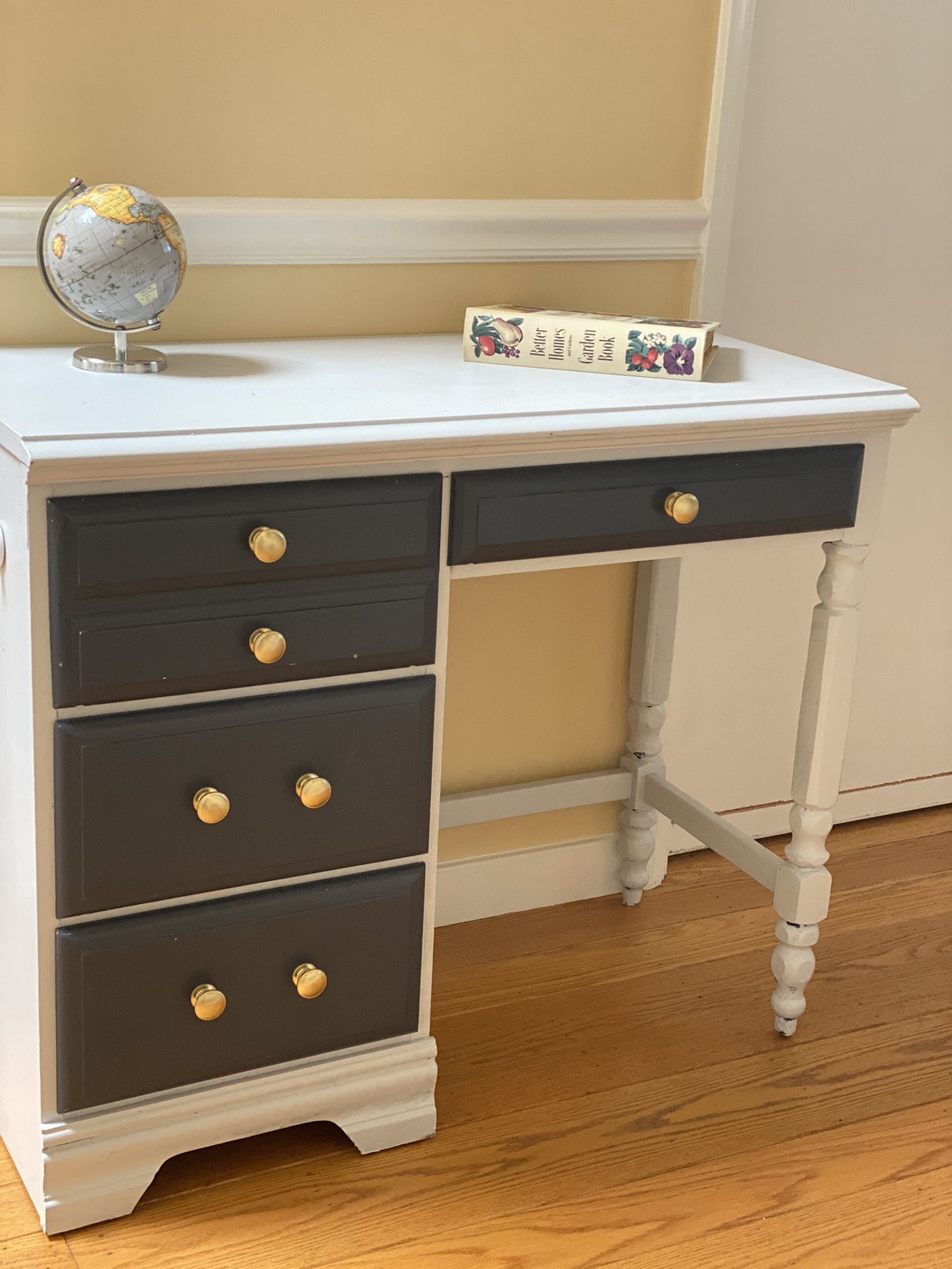 Small Desk