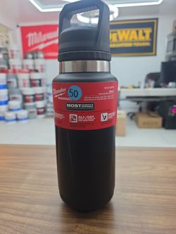 Milwaukee PACKOUT 36oz Insulated Bottle