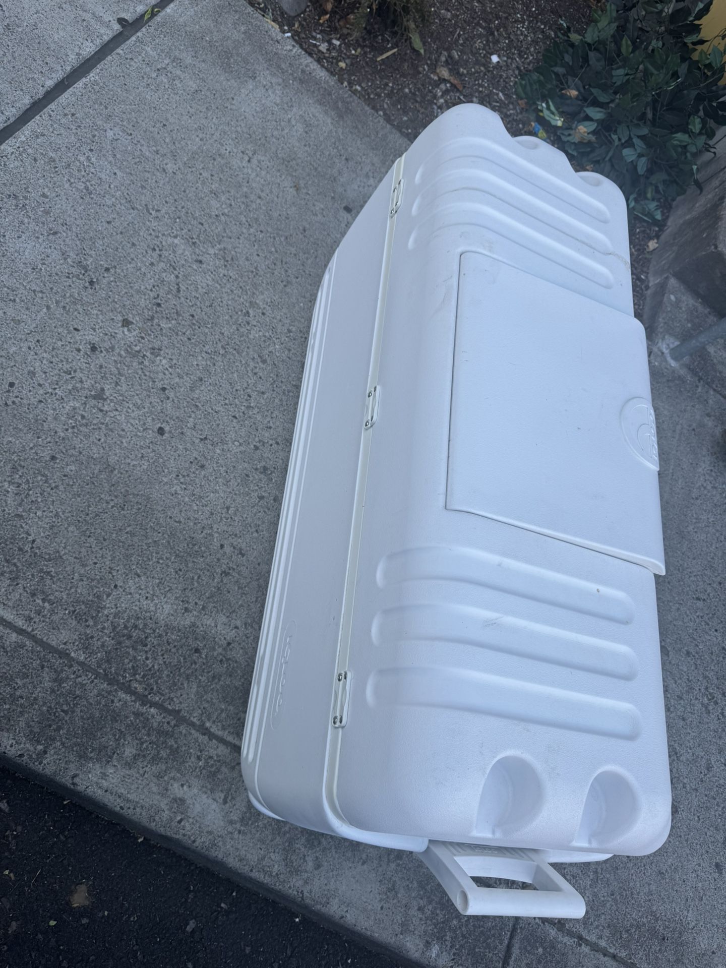 Ice Cooler
