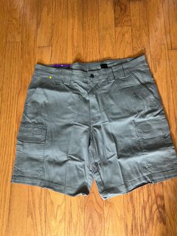NWT CAT Men's Cargo Shorts gray size 40