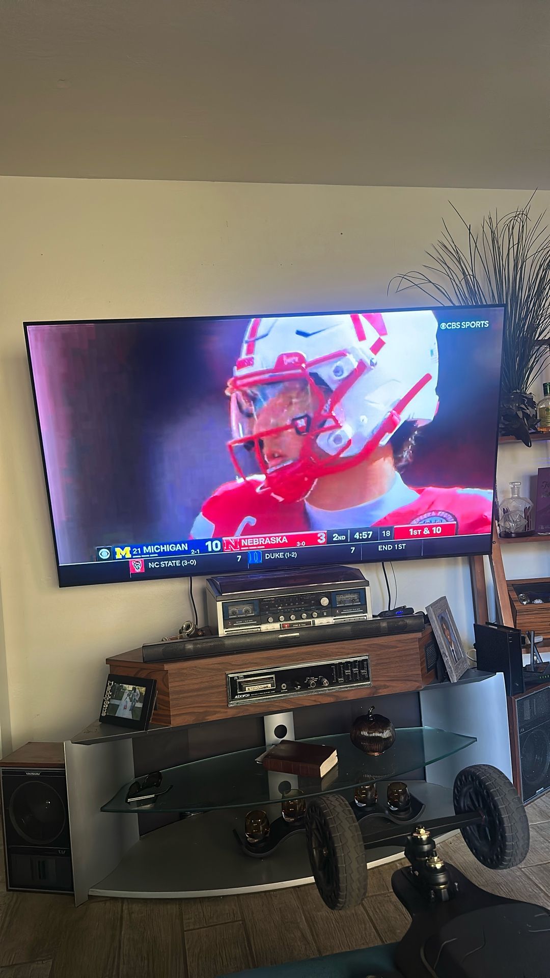 Insignia 75 Inch OLED 4K Ultra HD