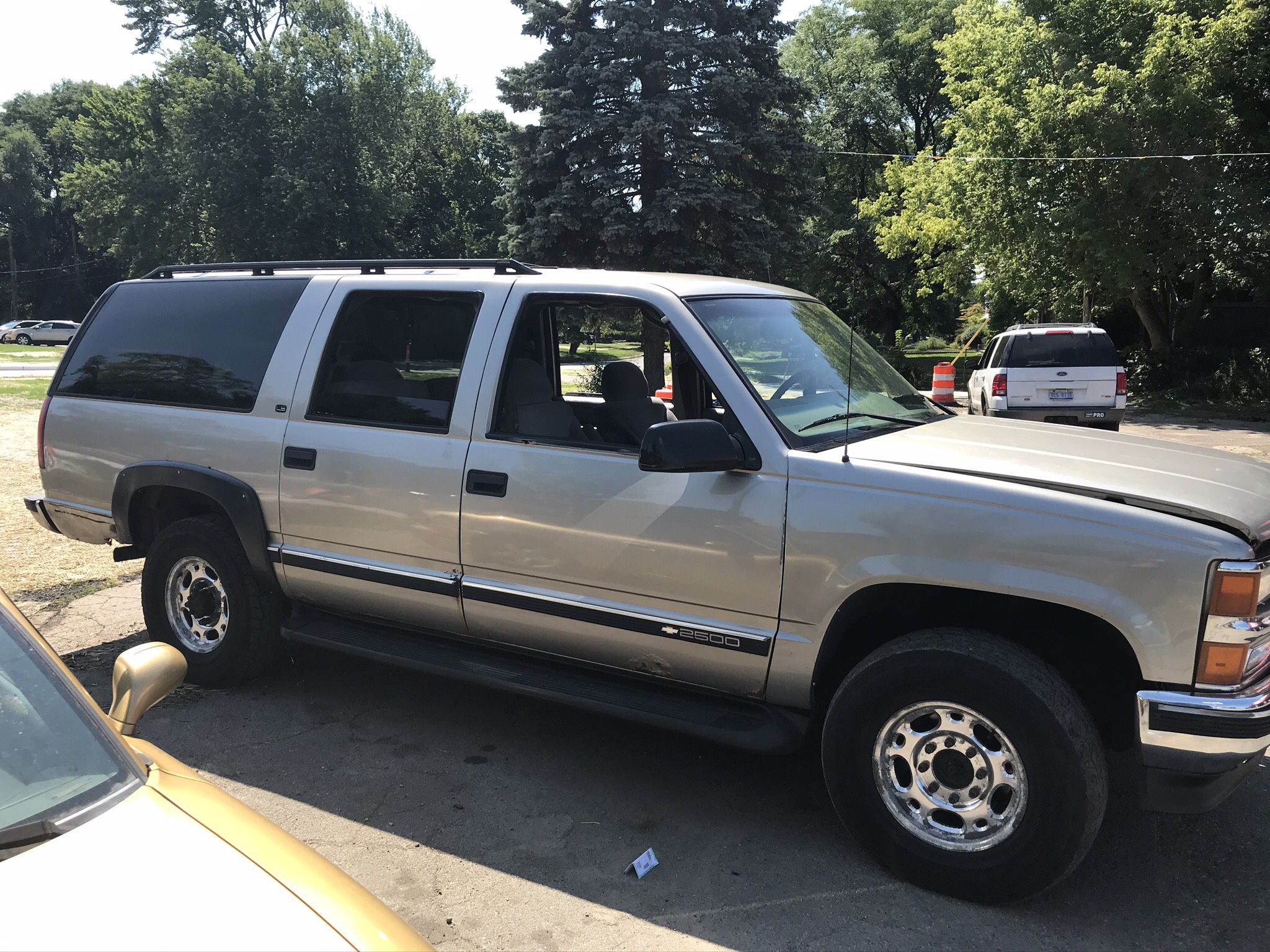 1999 Chevrolet Suburban