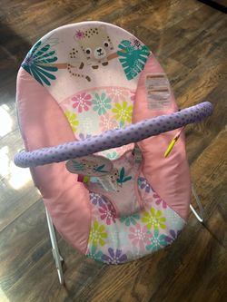 Girl's Bouncer $10