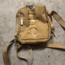 Supreme Neck Pouch Tan