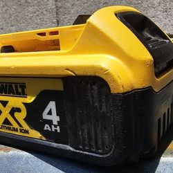 Dewalt 20v Max Xr 4ah Battery Working Great Fixed Price 