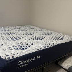 Sleepys Hybrid Mattress 
