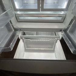 Frigeraire Beautiful Stainles Steel 3 Doors Refrigerator 