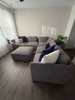 Gray Fabric Sectional Sofa with Ottoman