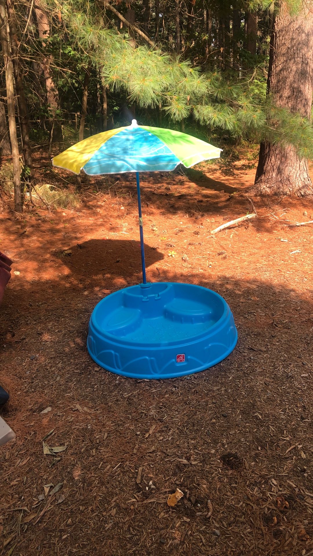 Step 2 play in shade pool W Umbrella