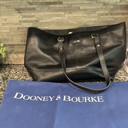 Dooney & Bourke Extra Large Leather Tote Bag