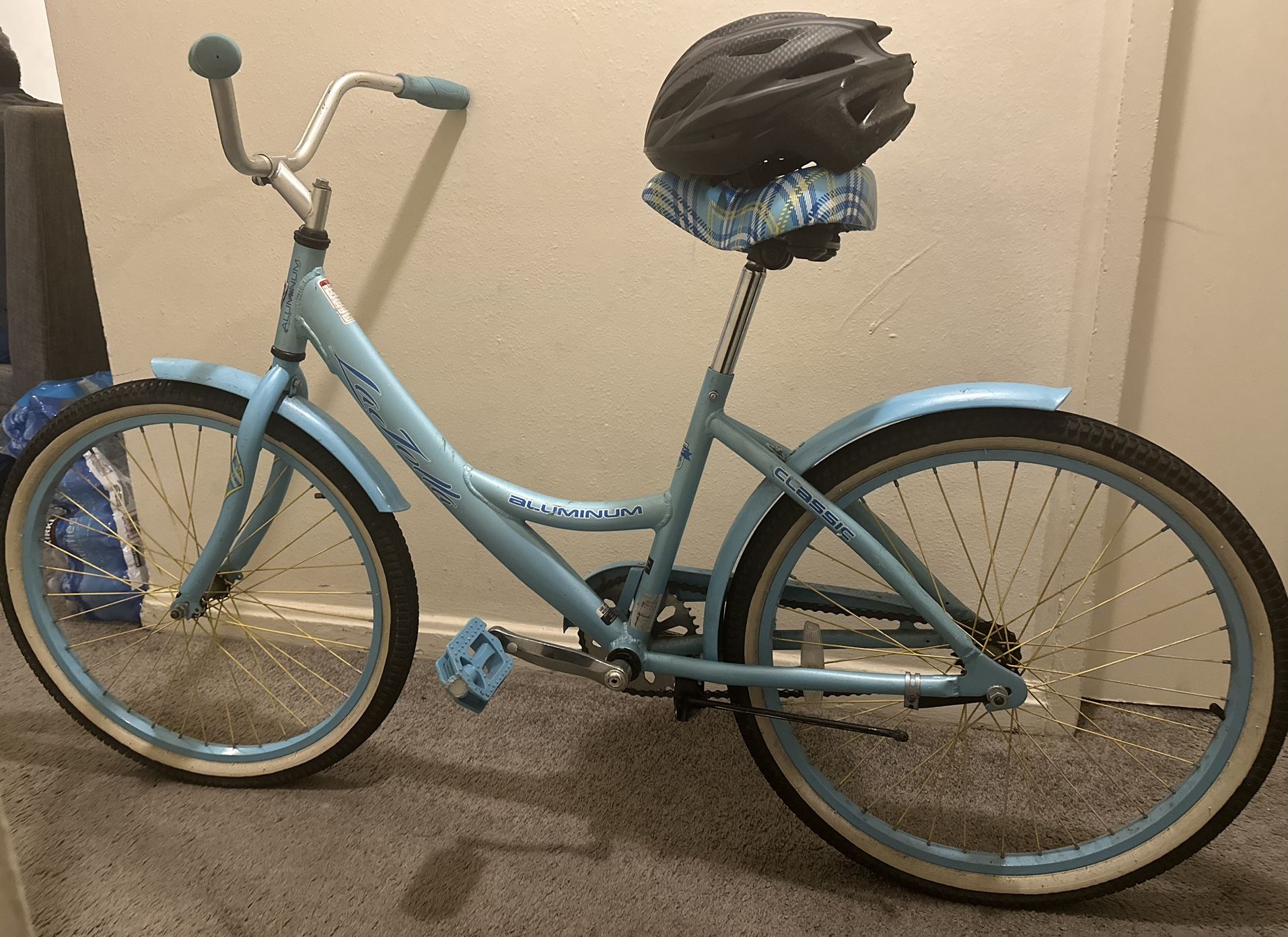 Cruiser Bike & Helmet