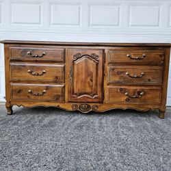 Ethan Allen Country French Dresser