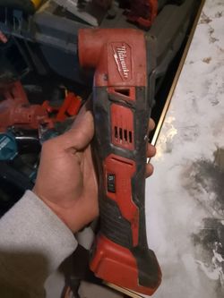 Milwaukee Cordless Oscillating Multi-Tool